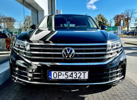 Volkswagen Touareg cena 409900 przebieg: 5274, rok produkcji 2023 z Opole małe 67